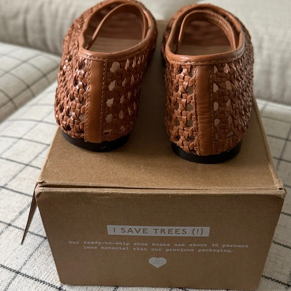 Madewell Greta ballet flare, woven camel, size 6 - Picture 3 of 5